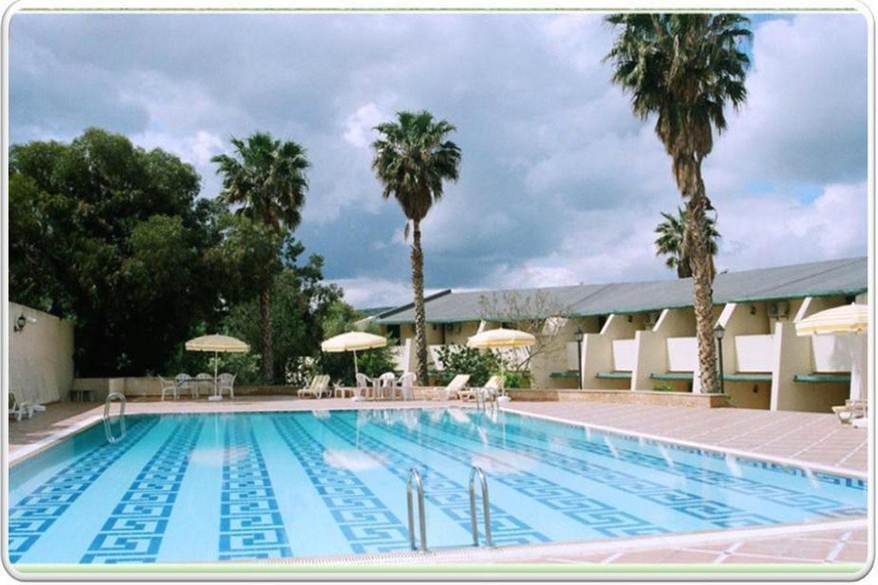 Hotel Moulay Yacoub Buitenkant foto