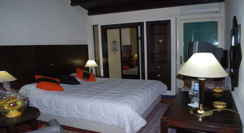 Hotel Moulay Yacoub Buitenkant foto