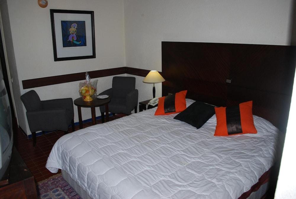 Hotel Moulay Yacoub Buitenkant foto