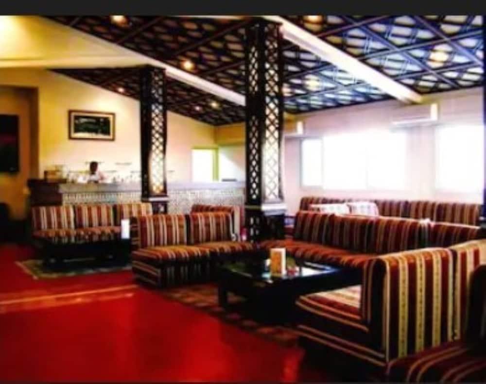 Hotel Moulay Yacoub Buitenkant foto