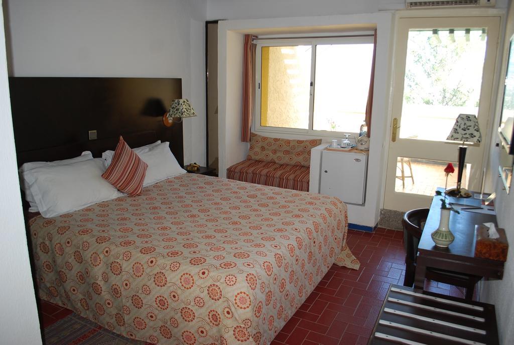 Hotel Moulay Yacoub Buitenkant foto