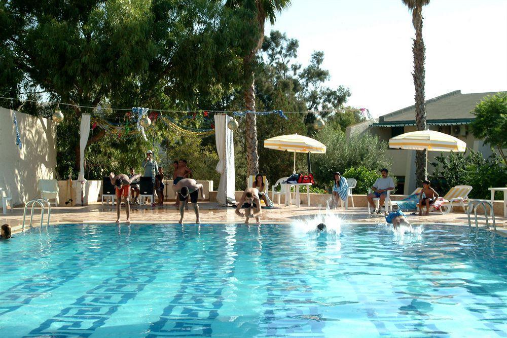 Hotel Moulay Yacoub Buitenkant foto