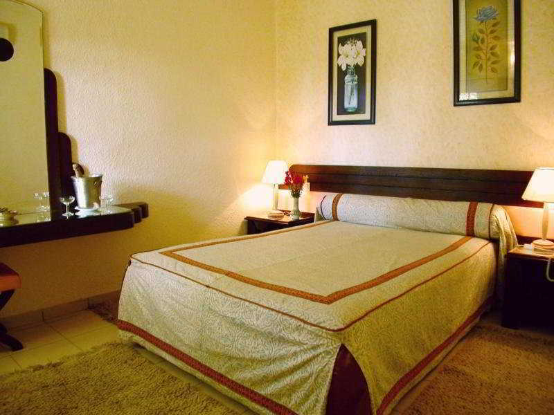 Hotel Moulay Yacoub Buitenkant foto
